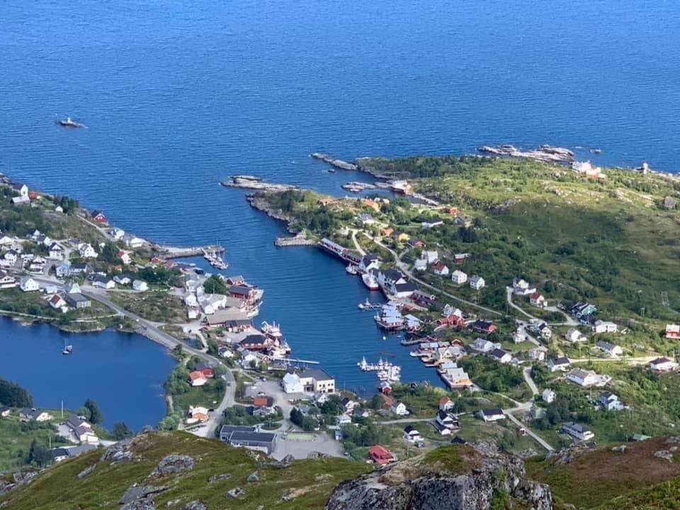 Astabrygga * Sørvågen